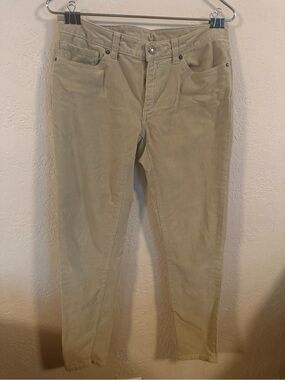 Women’s Patagonia Slim Corduroy Pants in Beige
